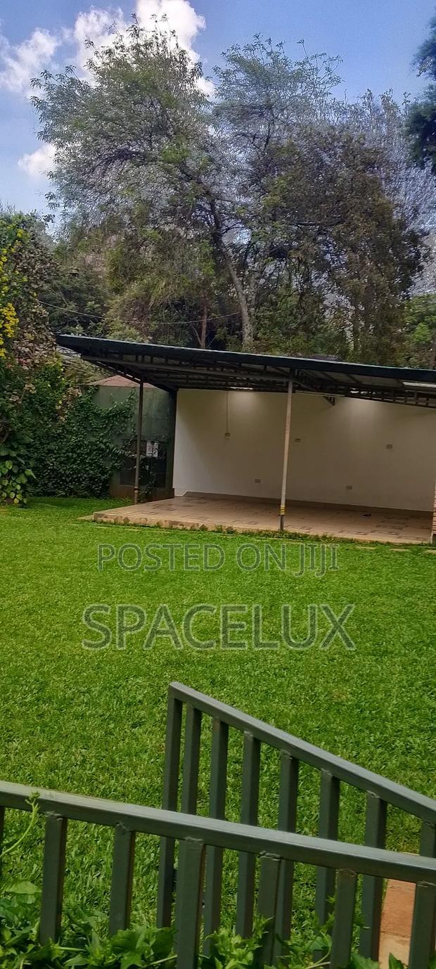 Restaurant Space and Lounge