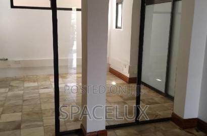 3000sqft Groundflr Office/Shop