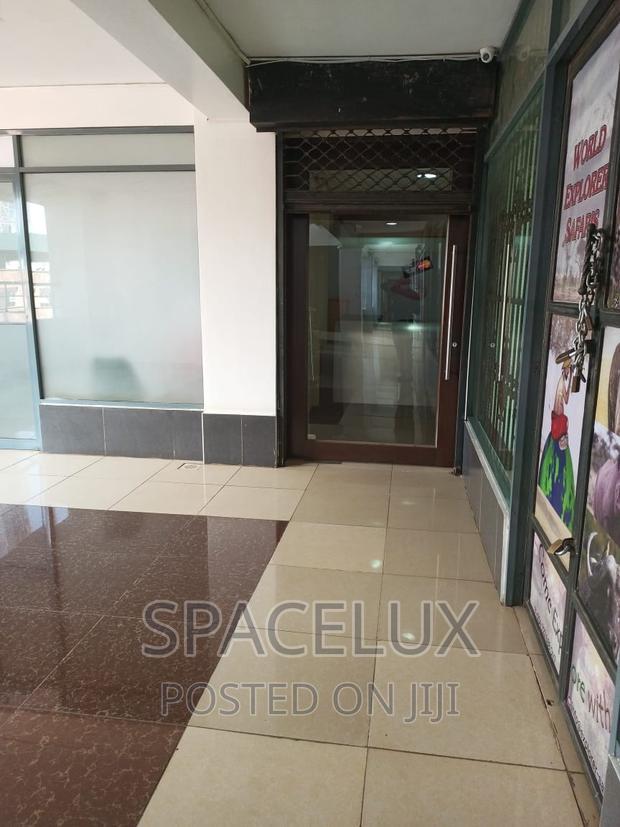Fully Fitted Office 1700sqft Ready to Use