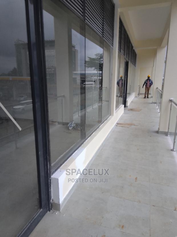 Smart Shops 990sqft