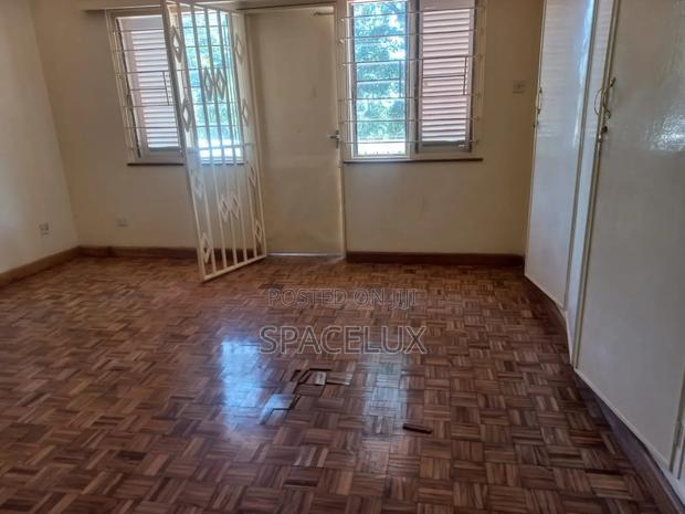 Sublet Office One Room Yaya Kilimani