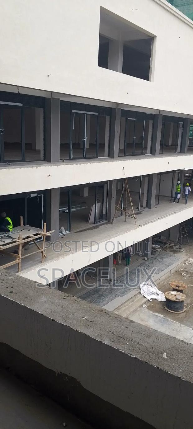 Nice Shops Space