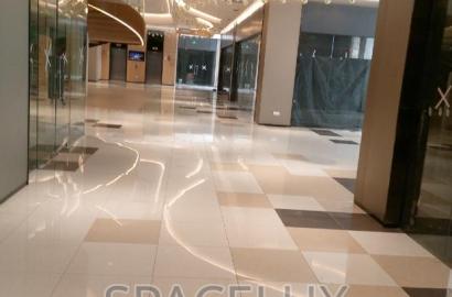 High End Mall Shops