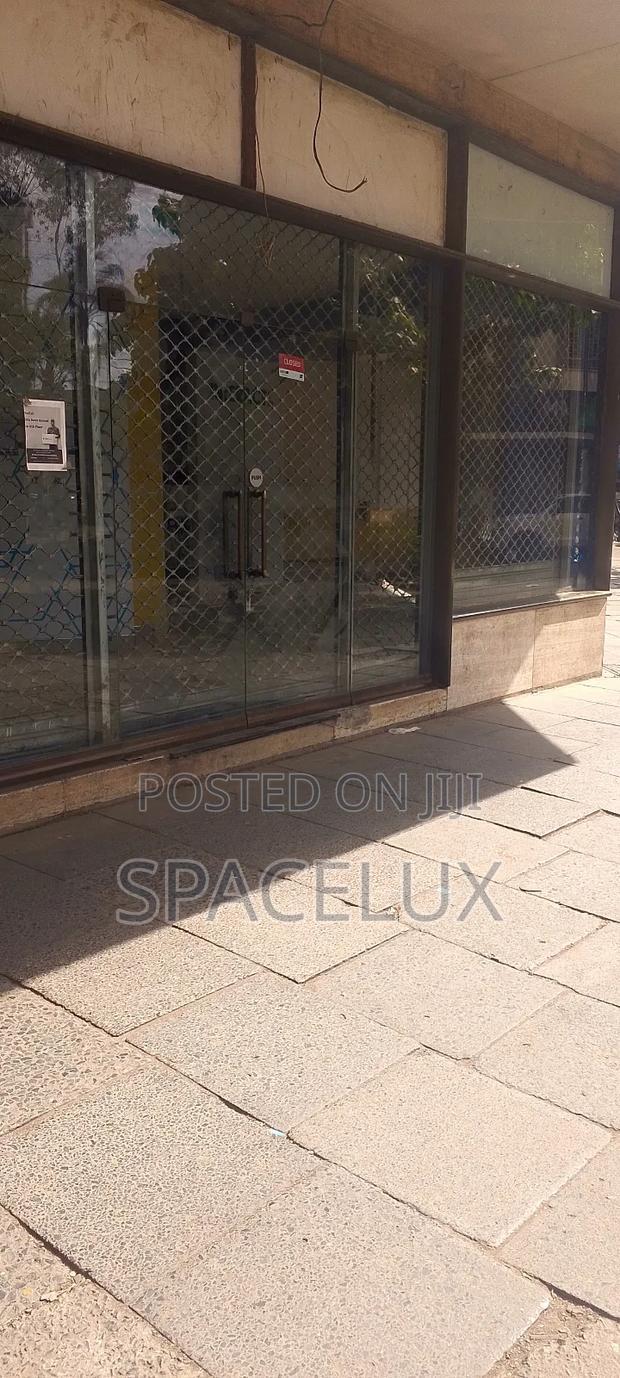 Big Outlet Retail Shops CBD