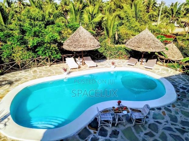 6bdrm Villa in Watamu for sale