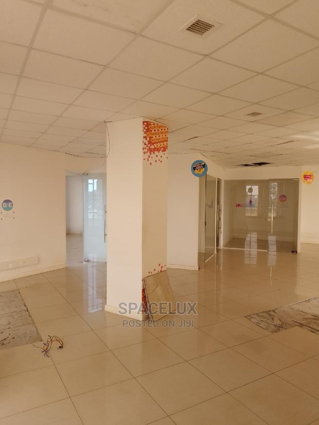 Airy Office Space