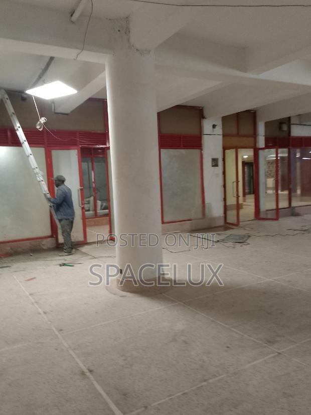 10000sqft Groundflr Space Shop/Showroom/0ffice /College