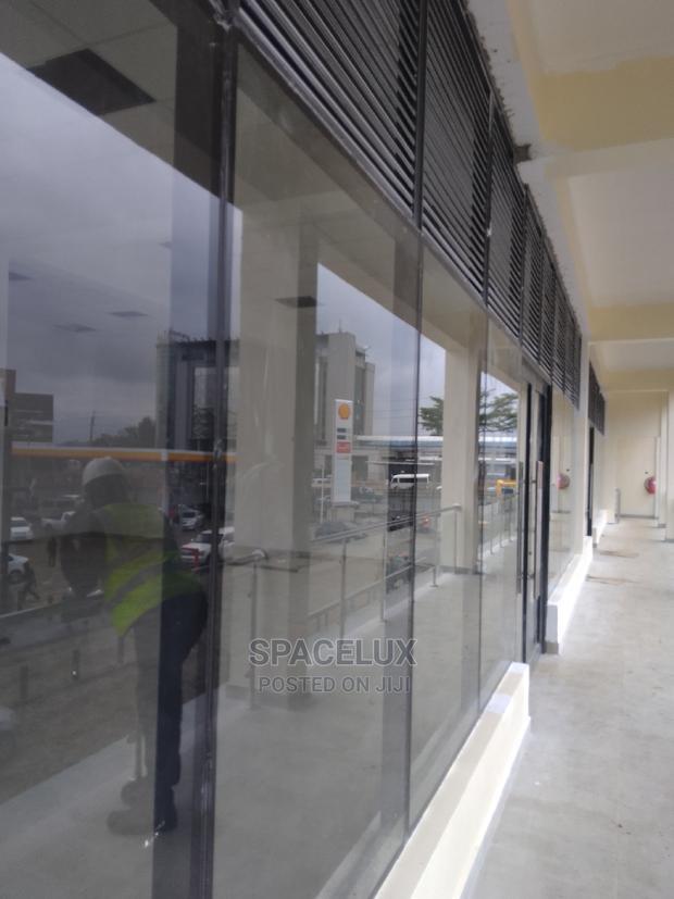 Smart Shops 990sqft