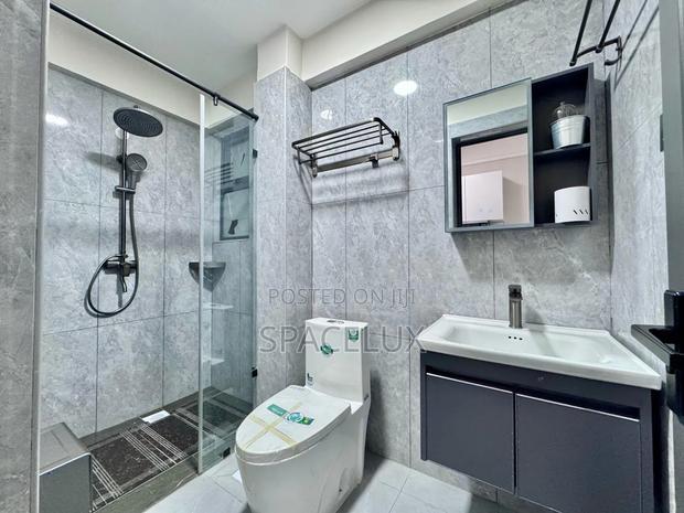 3bdrm Apartment in Kilimani Yaya for sale
