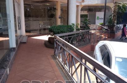 Showroom /Bank Space/Conference Room/Shop