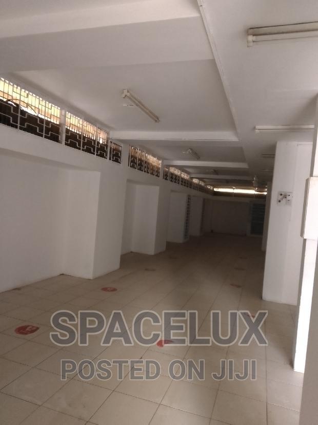 5800sqft Space