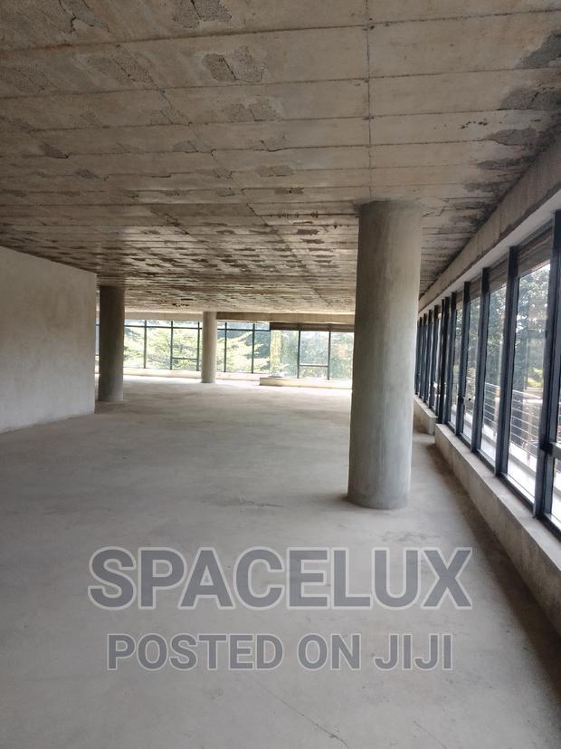 Riverside 5000sqft Classic Space