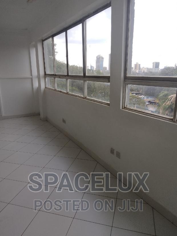 Sizeable Office Upperhill
