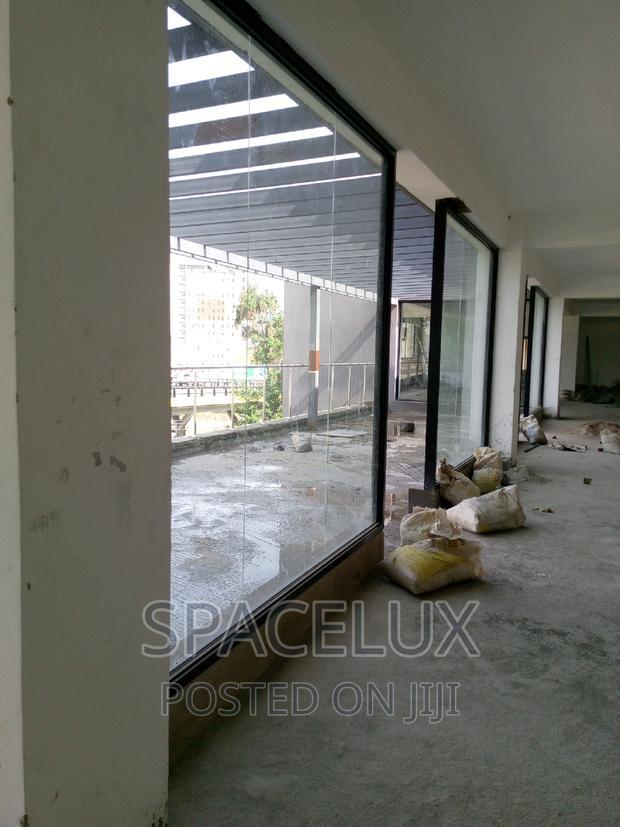 Restaurant Lounge Club Space