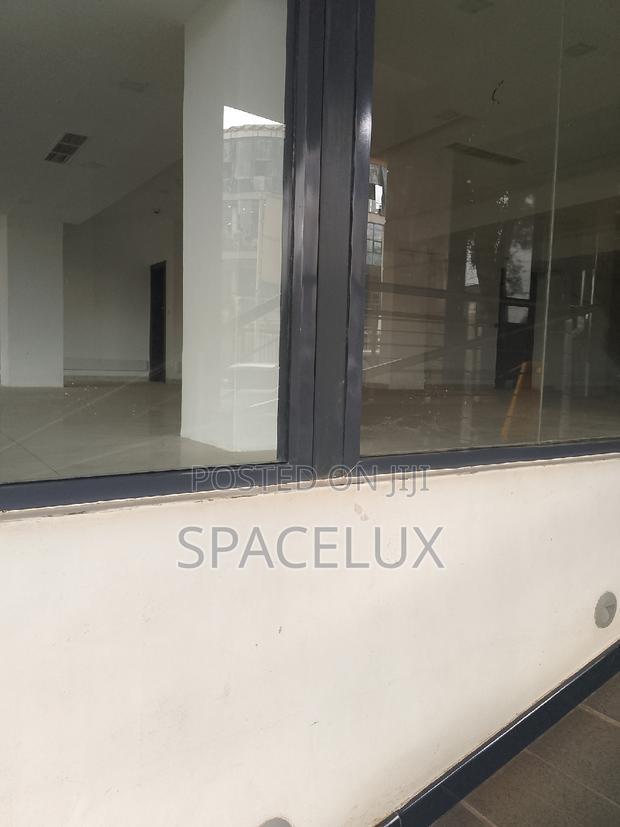 Nice Groundflr Shop/Showroom 4450sqft