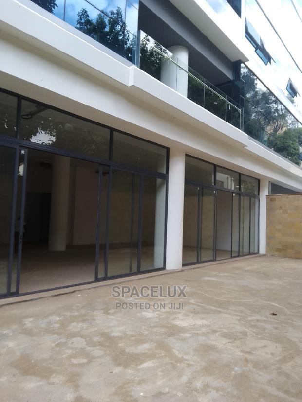 Show Room/Restaurants/Supermarket Place