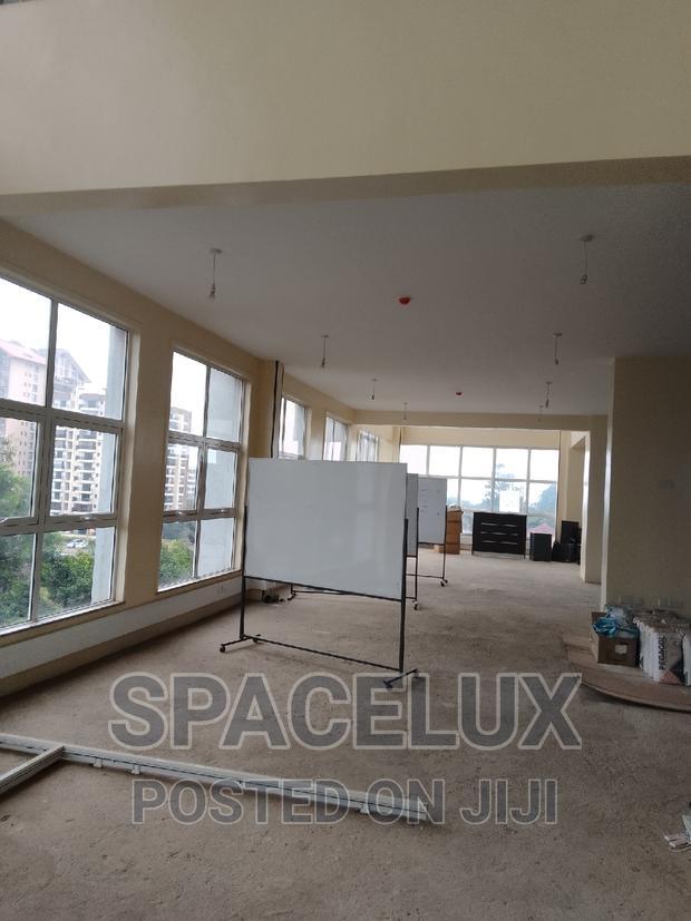 Expansive Office 11000sqft