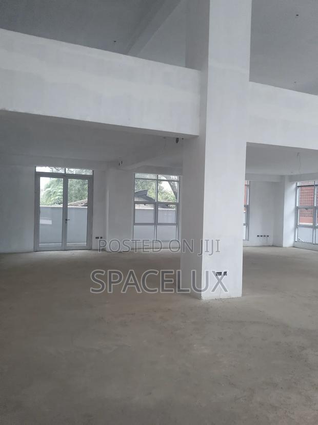 High End Restaurant Space 12444sqft