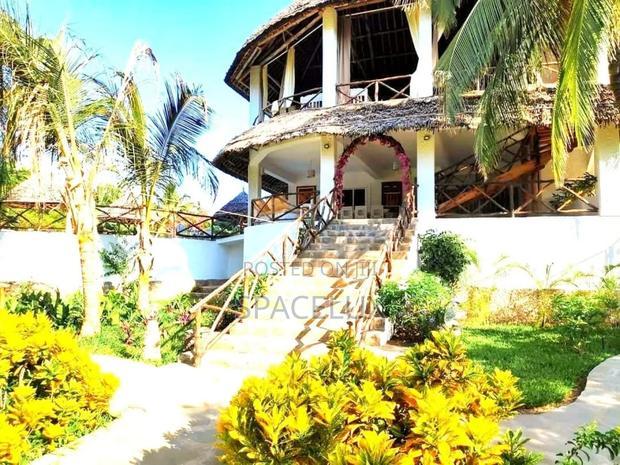 6bdrm Villa in Watamu for sale