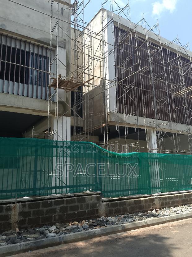Shops Retail Spaces