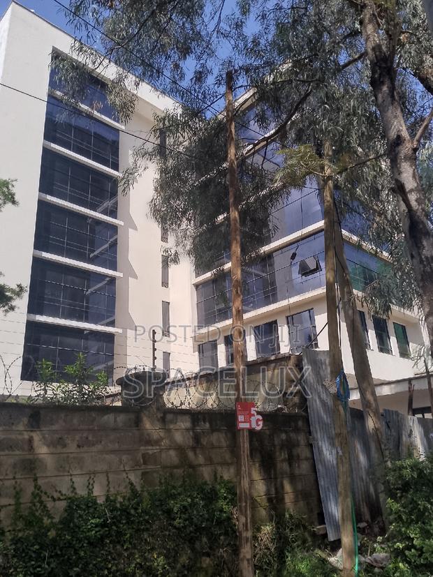 Detailed Office Grade A