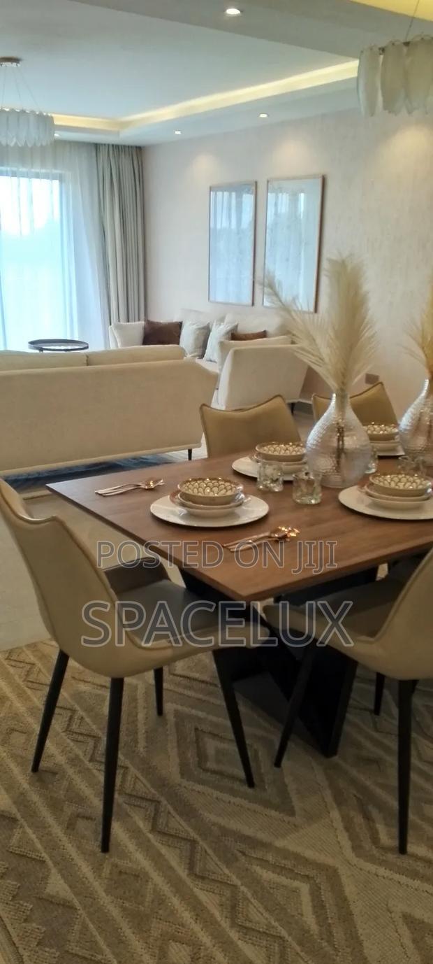 4bdrm Apartment in Parklands for sale