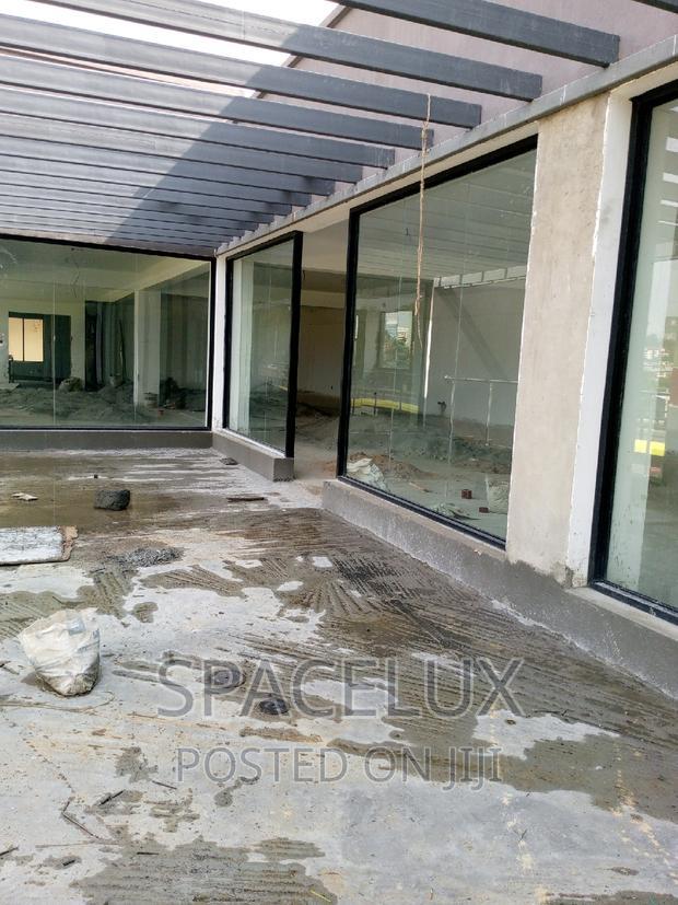 Restaurant Lounge Club Space