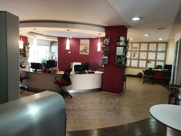 Fully Fitted Office 1700sqft Ready to Use