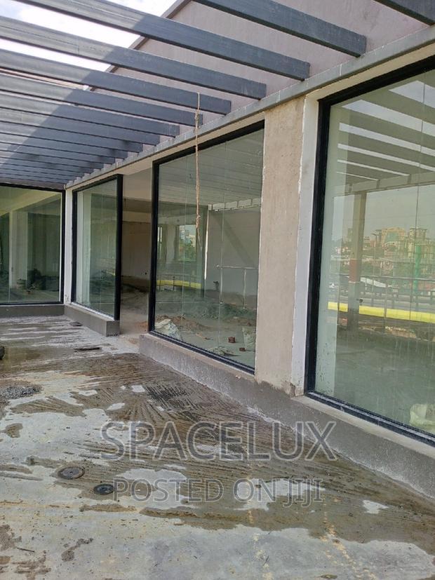 Restaurant Lounge Club Space