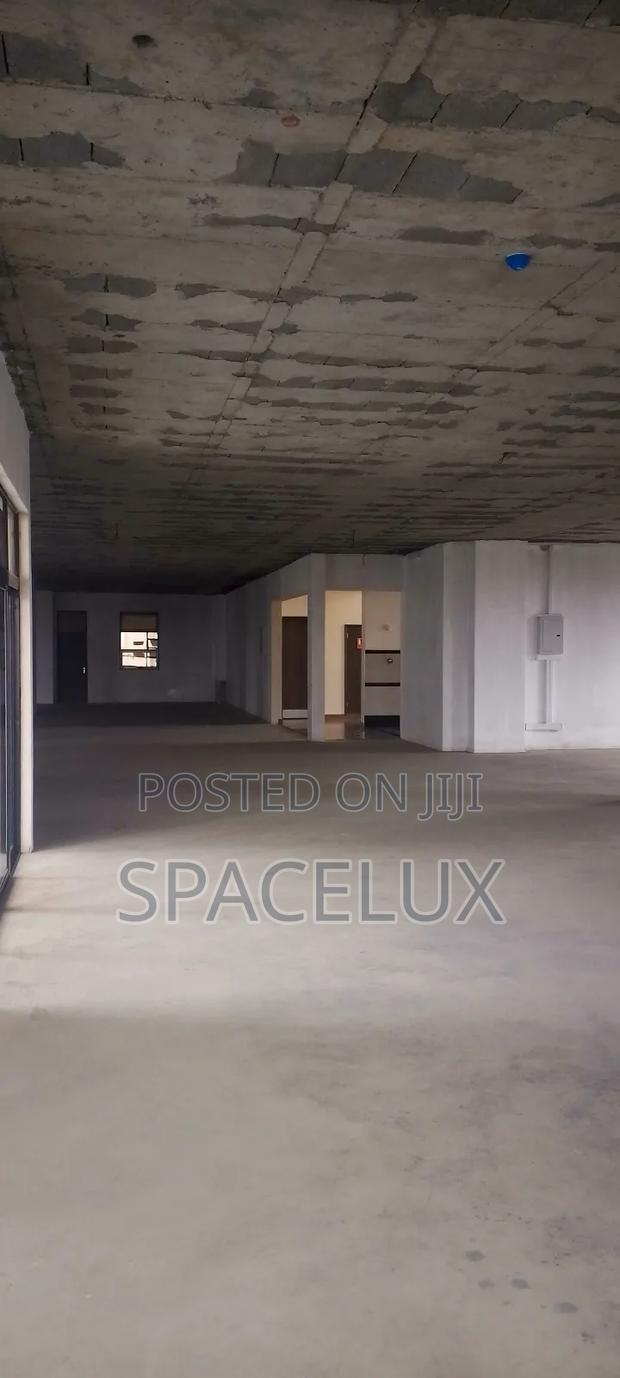 Executive High End Office