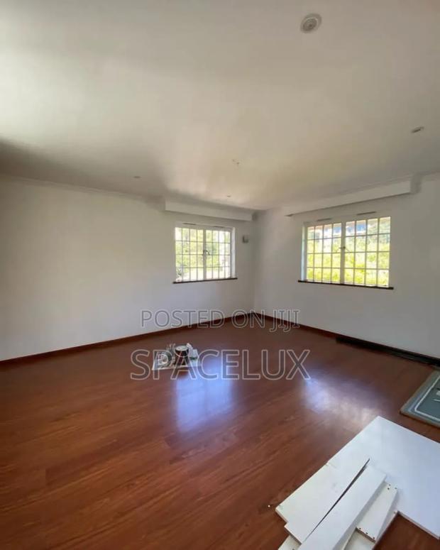 Sublet Office One Room Yaya Kilimani