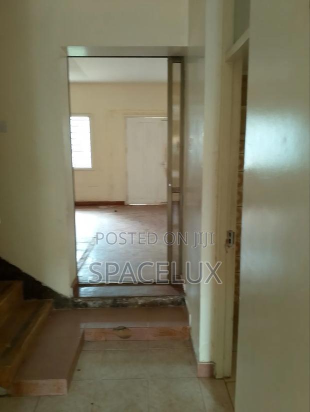 4br Commercial Maisonaites