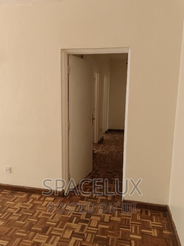 Spacious 3br Office Space