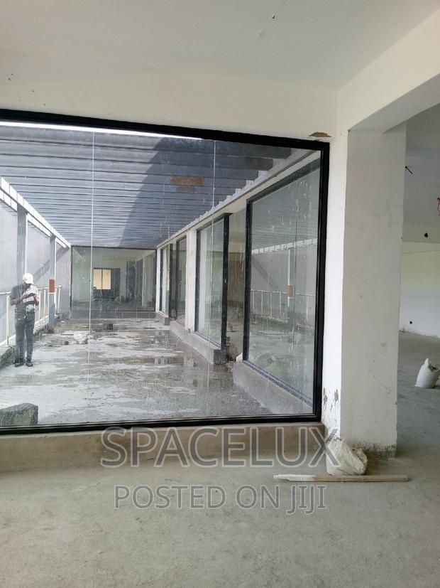 Restaurant Lounge Club Space