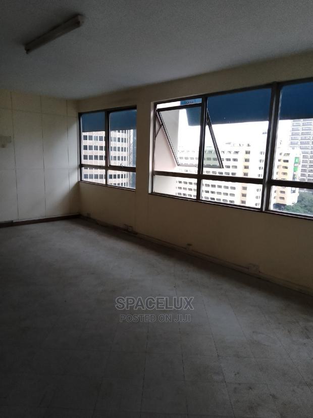 Nice Office CBD Town 1200sqft Size