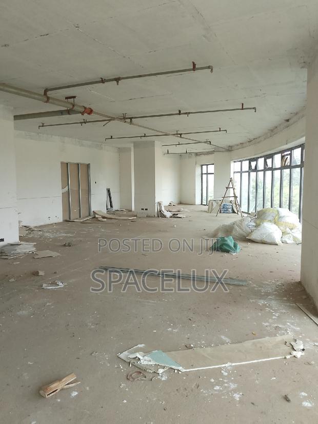 1800sqft Good Space