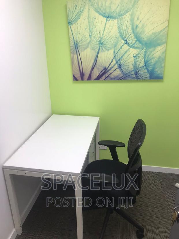 Fully Furnished Cor Working Spaces