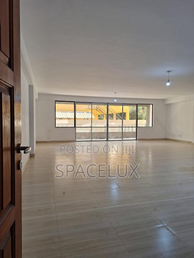 4bdrm Apartment in Parklands for sale