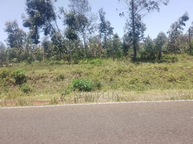 500 Acres Mombasa Rd Touching the Rd