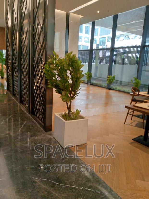 High End Mall Shops