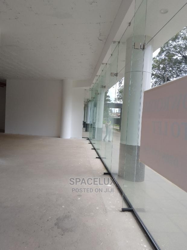 Show Room/Restaurants/Supermarket Place