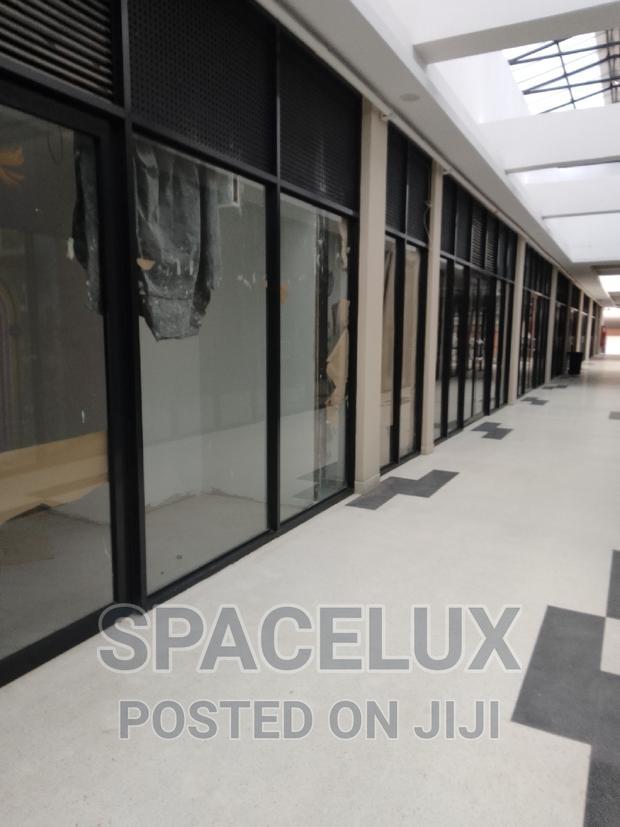 2000sqft Shop