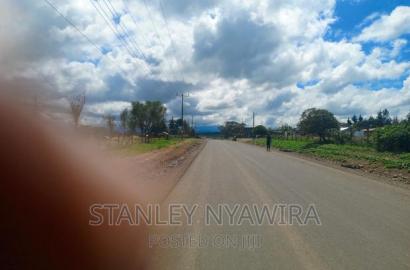 Great Nanyuki Daiga 2.2acreas Touching Tarmac