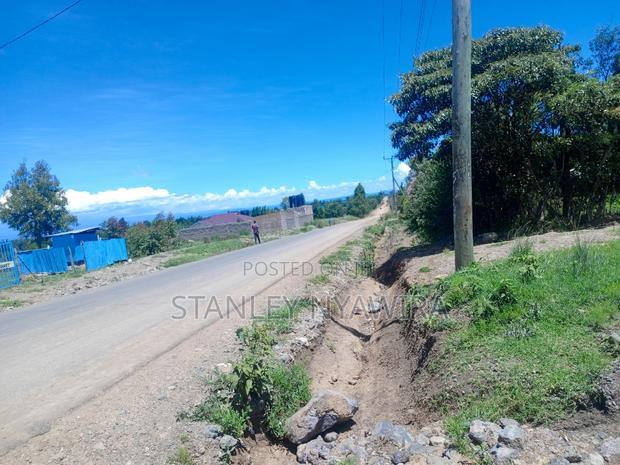 One Acres Nanyuki Opposite Abeadare Cottage Near Airstrip