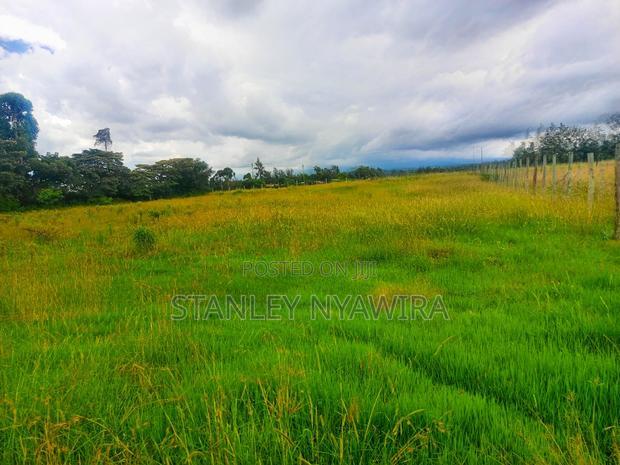 One Acres for Sle Nanyuki Nyeri Highway