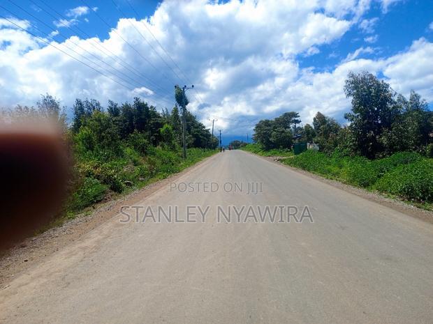 One Acres for Sle Nanyuki Nyeri Highway