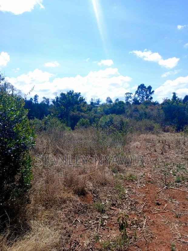 4 Acreas Nanyuki Land Fronting River