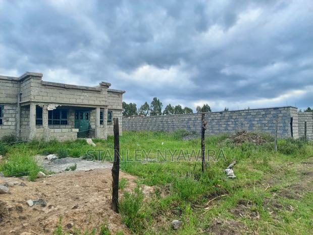 Quarter Plot Opposite Toll Along Nanyuki Nyeri Highway