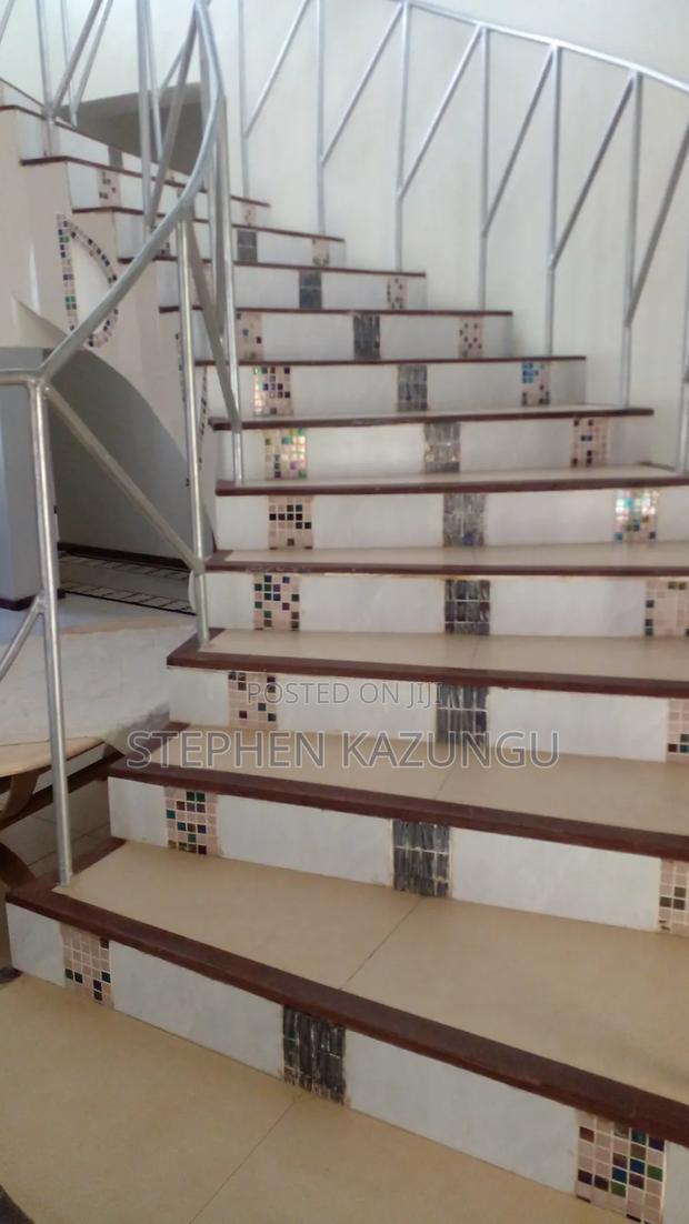 Furnished 8bdrm Mansion in C.D.V House, Ukunda for sale