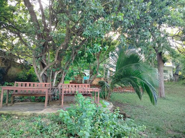 Furnished 6bdrm Mansion in In Diani Beach Near, Ukunda for sale